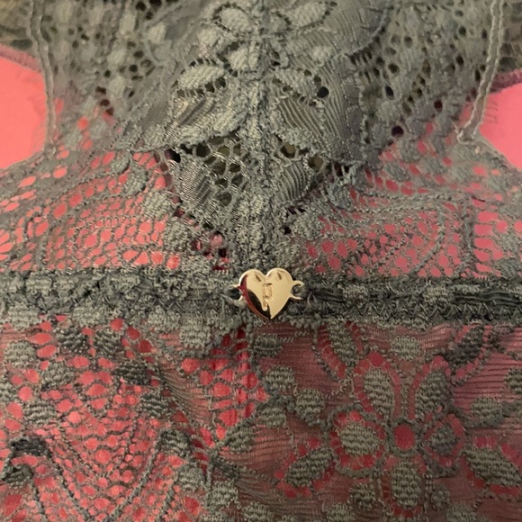 Victoriaβs Secret pink SMALL sexy lace racerback push up bra lingerie cute - Picture 4 of 7